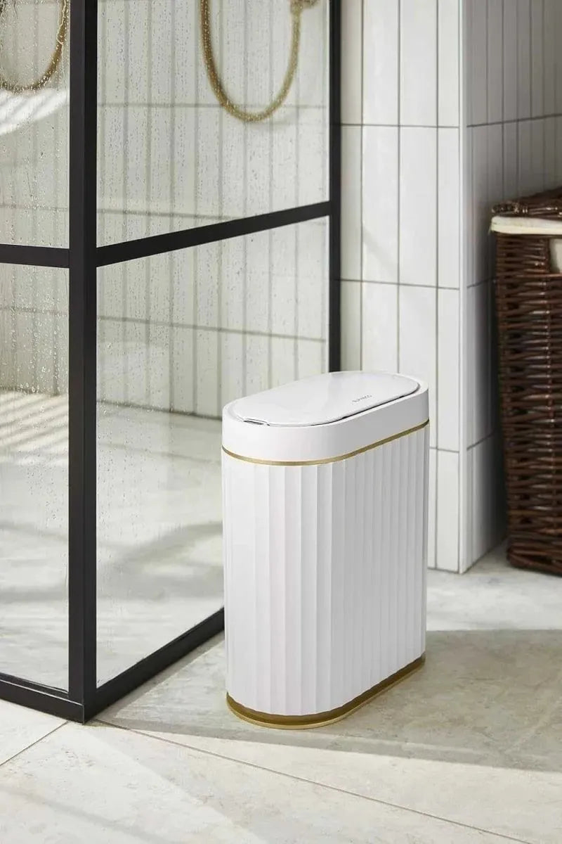 2 Gallon Touchless Trash Can-Smart & Hygienic (Set of 1)