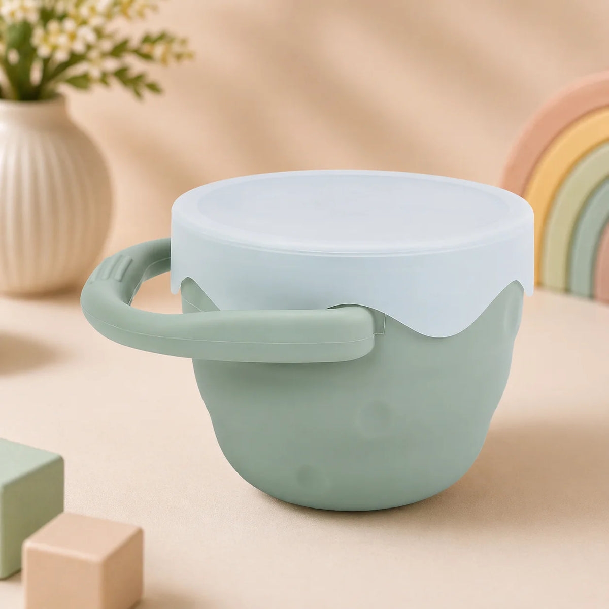 Baby Snack Cups – No Spill Collapsible Silicone Snack Catcher with Soft Flap Lid for Toddlers