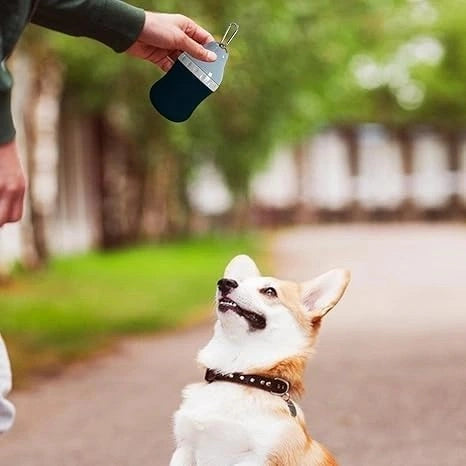 Foldable Dog Water Bottle – Portable Pet Water Bottle for Dogs & Cats Outdoor Walking Hiking Travel